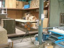 第一工場（グルア）内のケース在庫がある倉庫を一部作業場へ
